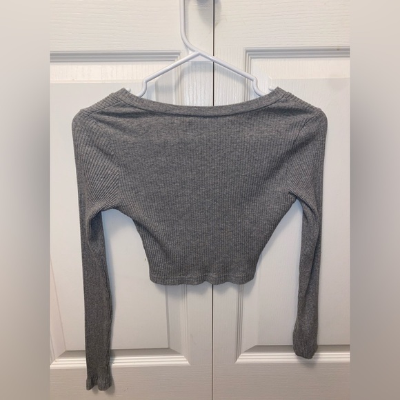 Grey long sleeve crop top XS - Picture 2 of 4